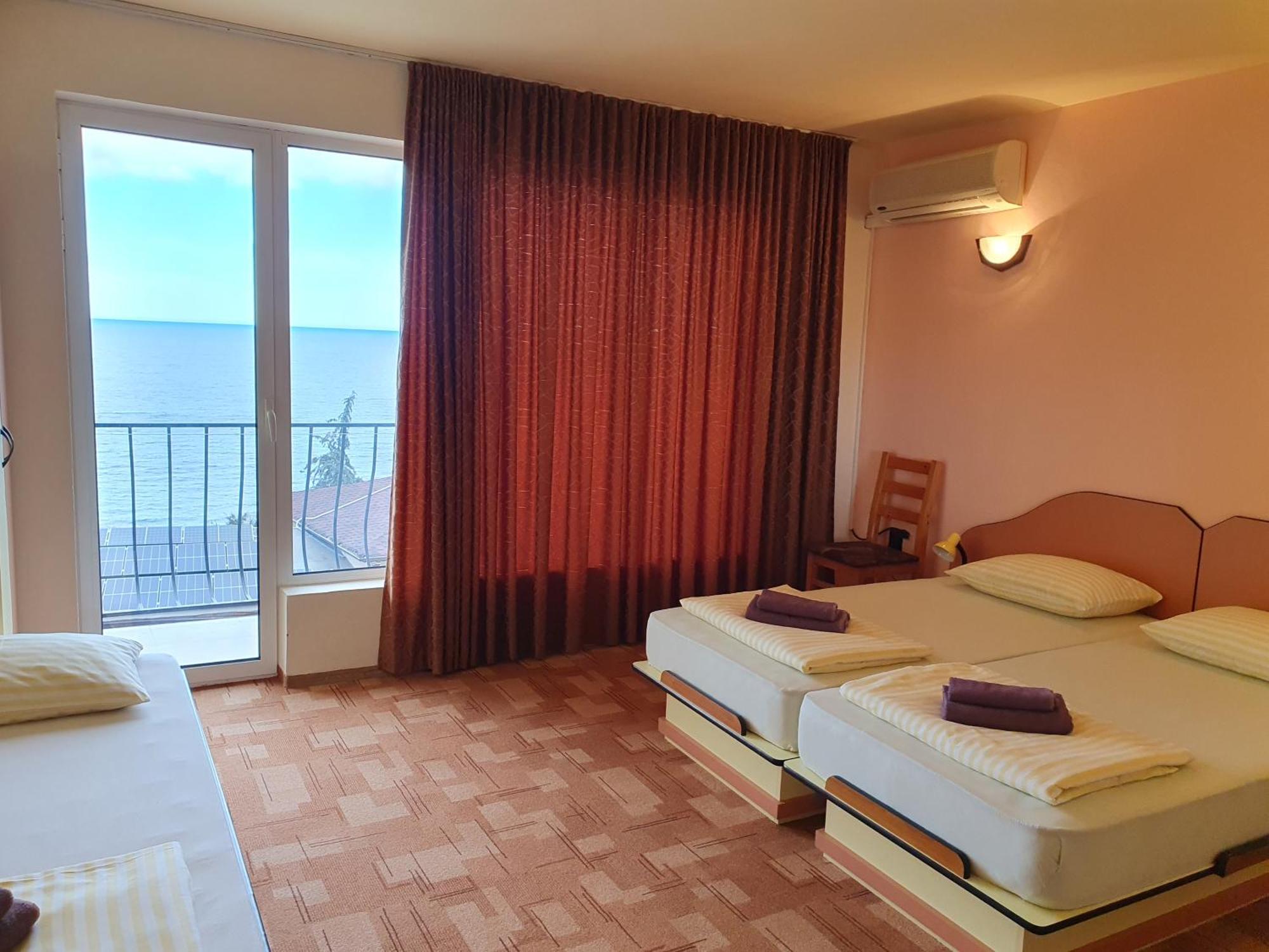 Family Hotel Pier Goudstrand Buitenkant foto
